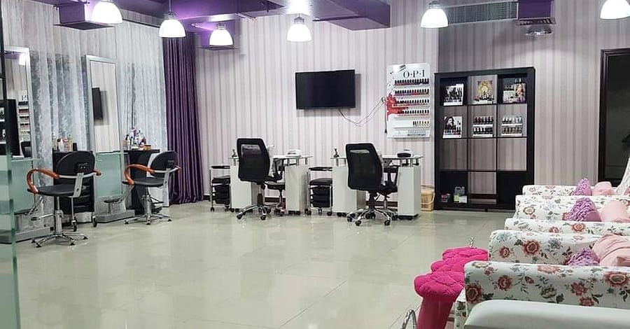 Classic Manicure And Pedicure Dubai