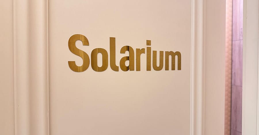 Get The Perfect Tan At An Upscale Solarium Near Burj Khalifa! Dubai