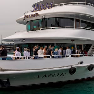 Bosphorus Cruise with Open Buffet Lunch - Boat Tours and Cruises - Image 3