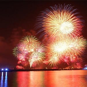 Dubai New Year's Eve 3-hour Cruise 2025 on Inflatable Boat by Splash tours - Boat Tours and Cruises - Image 2