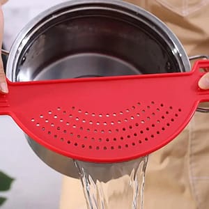 NEW 1Pcs Plastic Pot Funnel Strainers Water Filters Rice Accessories Handle Type Fruit Vegetable Wash Colander Kitchen Gadgets Home  Garden