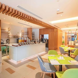 Enjoy A Dinner Buffet W/ Free-Flowing Soft Beverages & Juices Dubai