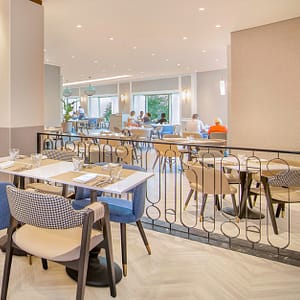 Indulge In A 5* Buffet With Beverages Child (59 Aed) Adult (108) Abu Dhabi