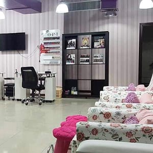 Classic Manicure And Pedicure Dubai
