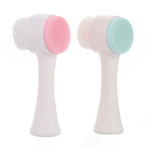 New brush with soft bristles and silicone device