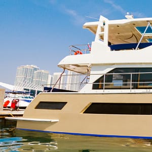 1 Hour Marina Yacht Tour - Boat Tours and Cruises - Image 3