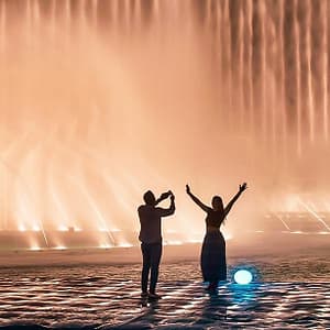 Dubai Fountain Boardwalk - Burj Khalifa - Image 3