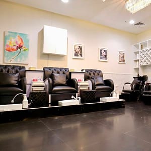 Classic Eyelashes Extensions Dubai