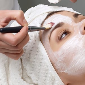 Facial Treatment Or Deep Cleansing Facial Dubai