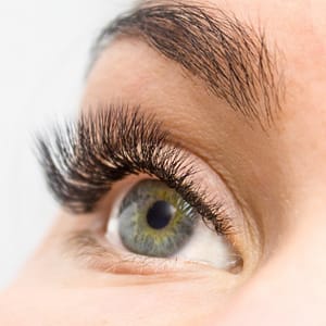 Luxurious Eyelash Transformation In A Serene Setting Dubai