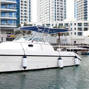 Marina Yacht Tour For Up To 8 On A 30ft Yacht/Up To 10 On A 35ft Yacht Dubai