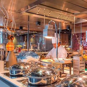 5* Saturday Brunch And: Child (Aed 137) Or Adult (Aed 274) Abu Dhabi