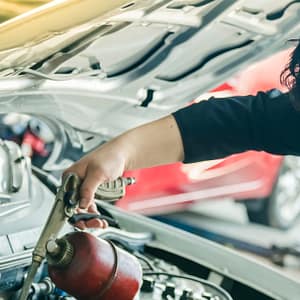 Engine Flushing And Oil Change Abu Dhabi