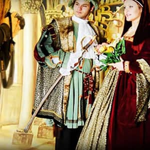 Vintage Costume Photoshoot Dubai