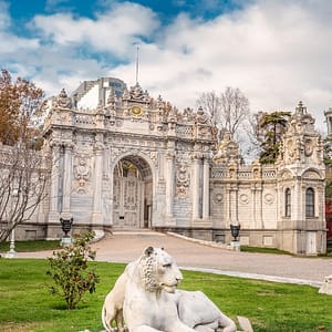 Dolmabahce Palace Skip-the-Line Tickets with Audio Guide - Indoor Attractions - Image 2