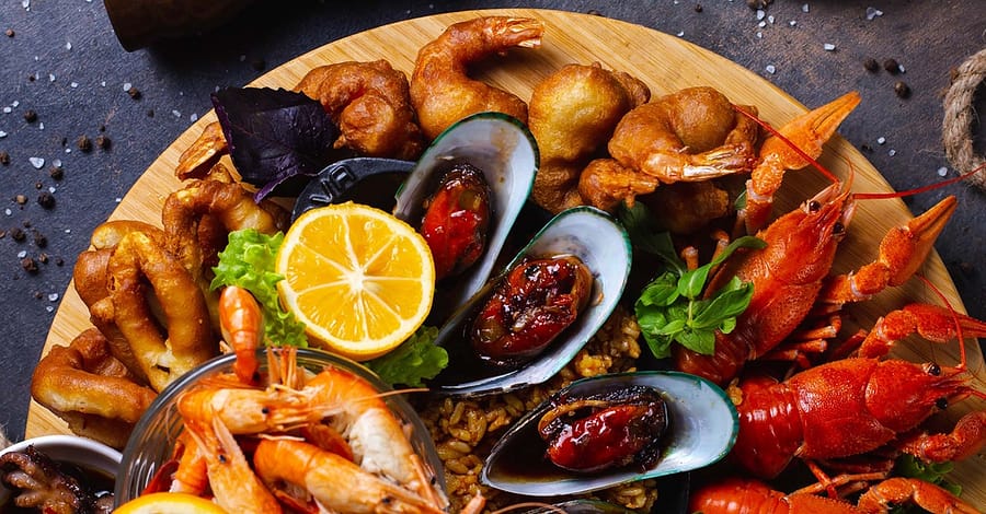 Seafood Night With Choice Of Beverage For One