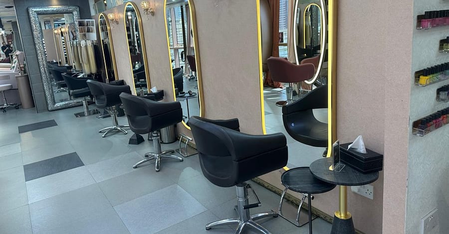 Transform Your Style At Juan Salon @Jlt With A Wash