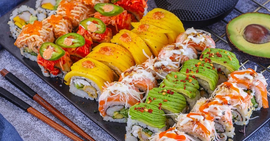 Satisfy Your Cravings With Unlimited Sushi For A Child Or 4 Adults Dubai
