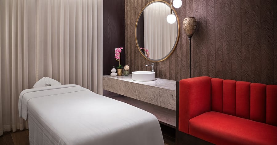 30 Or 60-Minute 5* Spa Treatment With Pool Access Dubai