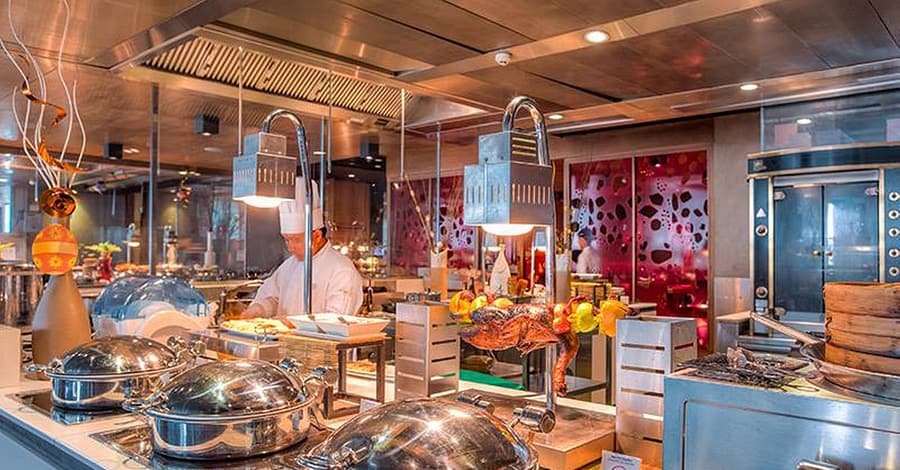 5* Saturday Brunch And: Child (Aed 137) Or Adult (Aed 274) Abu Dhabi