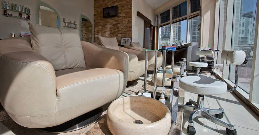 Basic Manicure And Pedicure Dubai