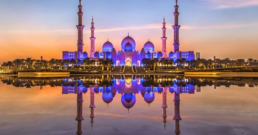 Full-Day Abu Dhabi City Tour Sharjah & N. Emirates