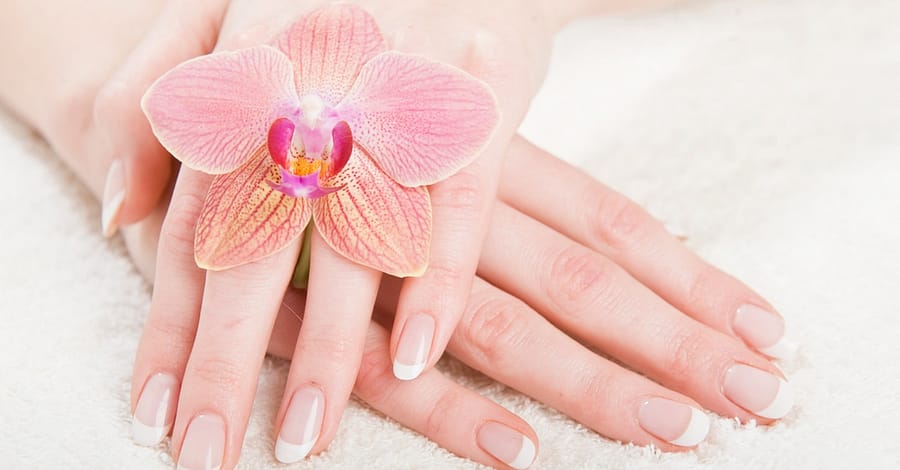 Pedicure Or Acrylic Nail Extensions! Dubai