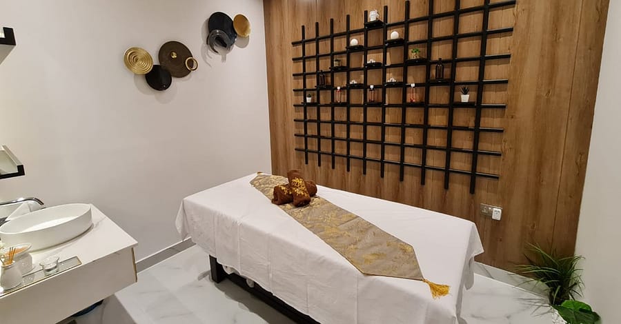Luxurious Moroccan Bath: Revitalize With Tradition And Elegance! Sharjah & N. Emirates