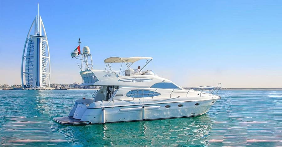Luxury Yacht Or Fishing Tarrad Rental At Luxury Yachts Dubai