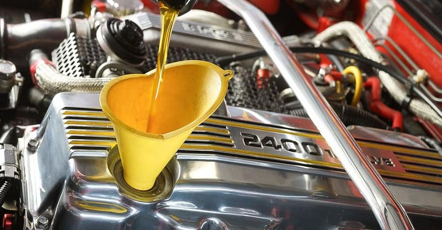Oil Change - Full Service Abu Dhabi
