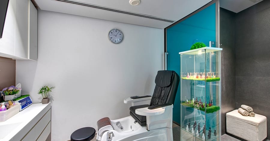 Pamper Your Nails: Manicure And Pedicure Sharjah & N. Emirates