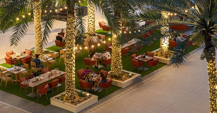 Weekend Live Bbq Buffet W/ Beverage For 1 Child Or 1