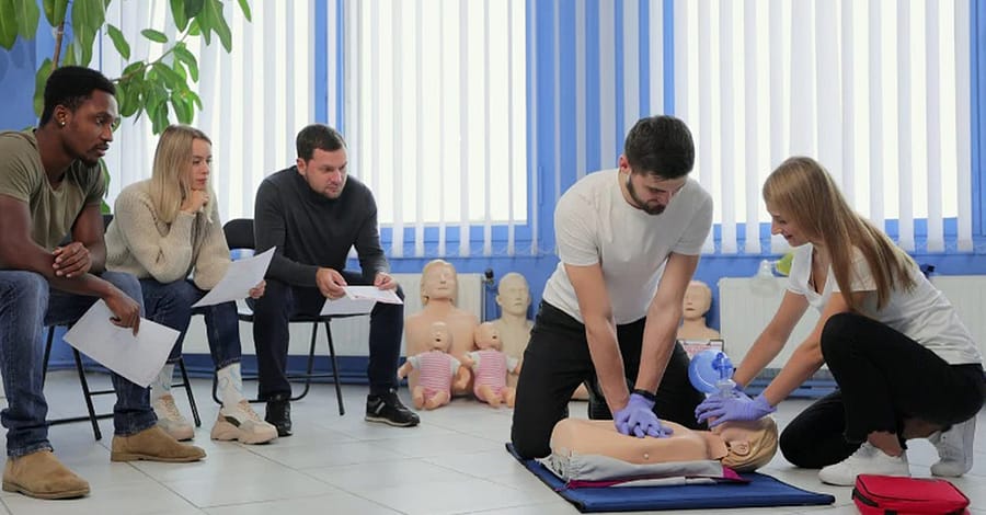 Comprehensive Cpr & First Aid Course Online National Deal
