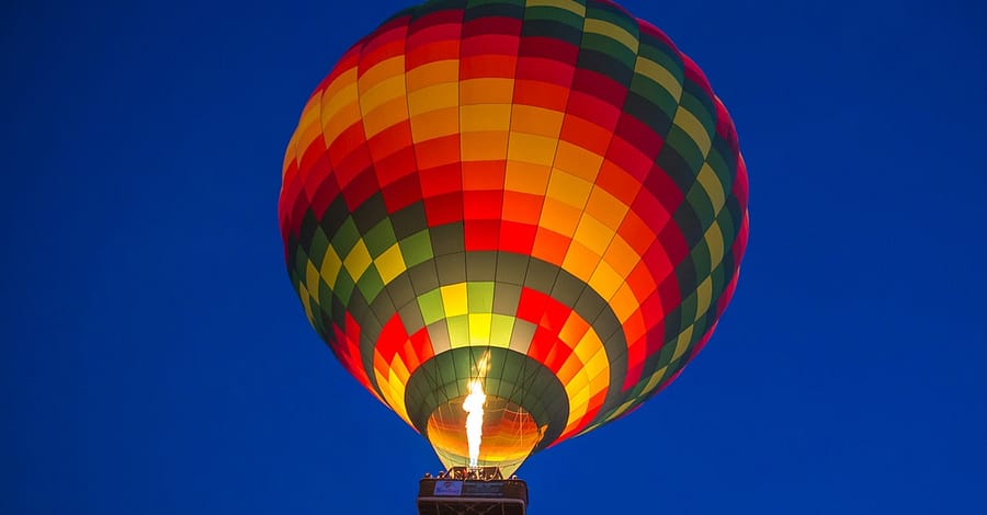 Hot Air Balloon Flight W/Pickup & Drop-Off For 1 Child /Up To 4 Adults National Deal