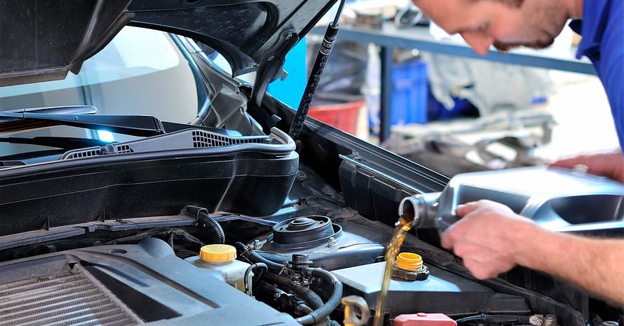 Oil Change - Full Service Dubai
