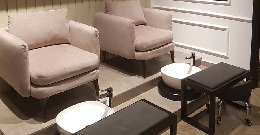 Mani-Pedi At Maison Privee Arabia Dubai