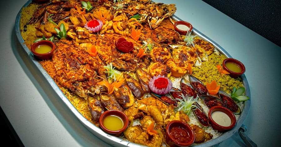Satisfy Your Cravings With Golden Or Silver Seafood Platter! Dubai