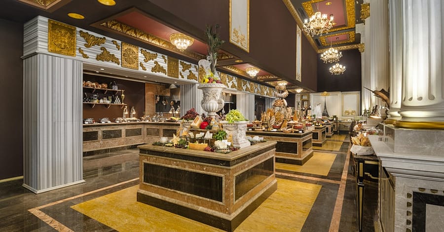 Dinner Buffet For Children And Up To Four Adults With Beverages Dubai
