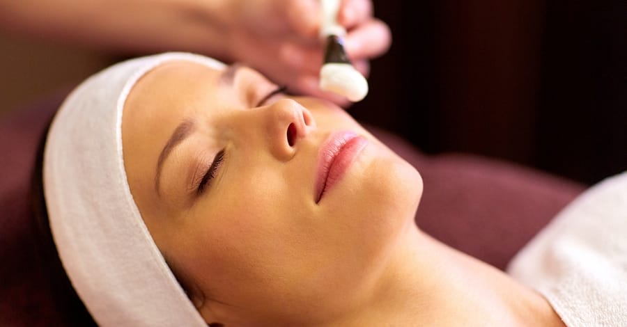 Glow Like Never Before With Our Gold Or Basic Facial Dubai