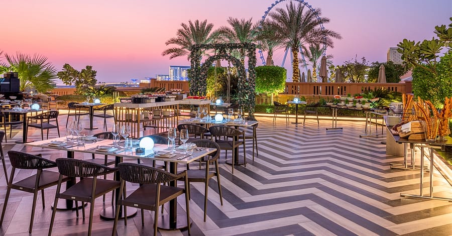 Indulge In 5* Saturday Brunch With Bottomless Beverages Dubai