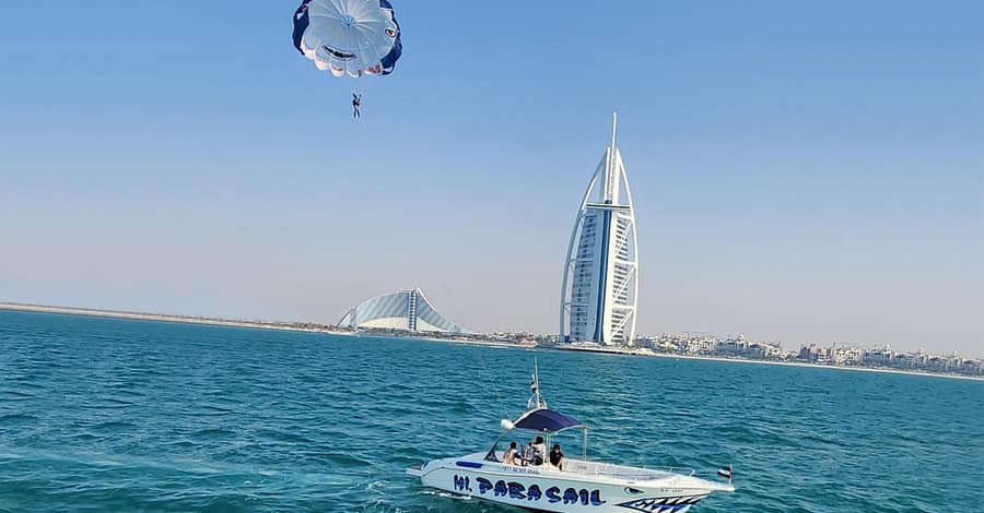 Parasailing In The Middle Of The Sea At 500ft For One Or Two Dubai