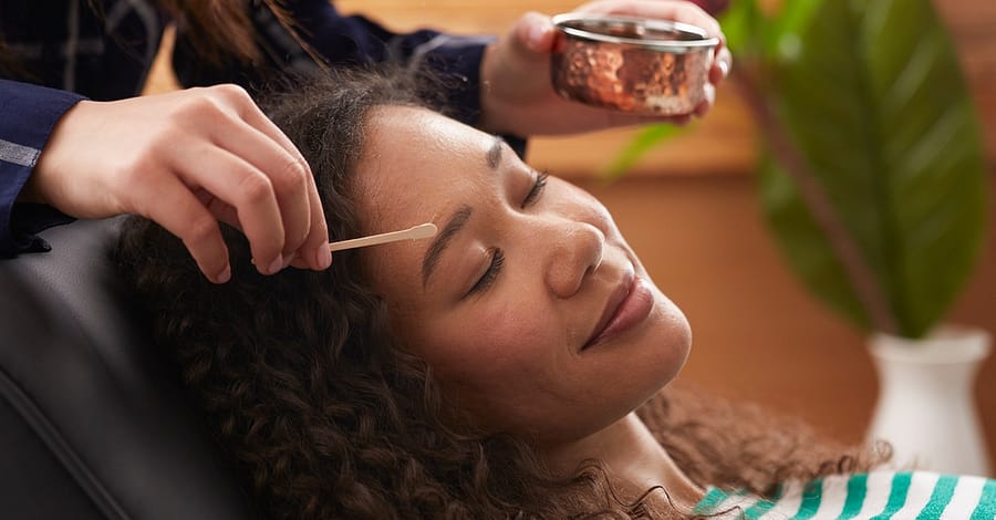 Waxing At Lck Ladies Salon Dubai