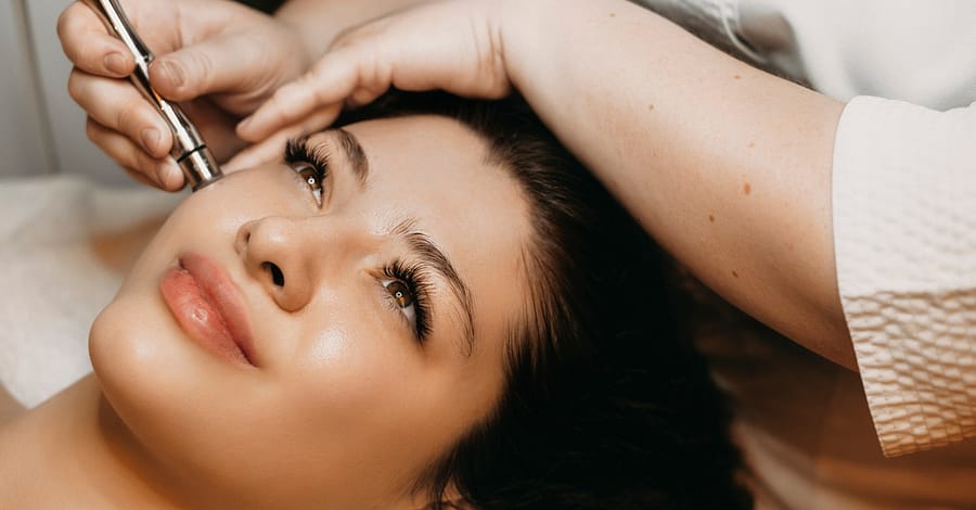 One Or Three Sessions Of Treatment Packages For Hair And Face Dubai