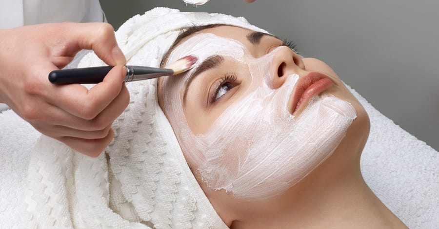 75-Min Casmara Facial & More Dubai