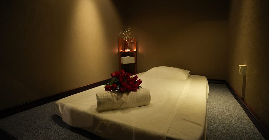 Beauty Services For Men At Sea Salt Spa And Body Dubai