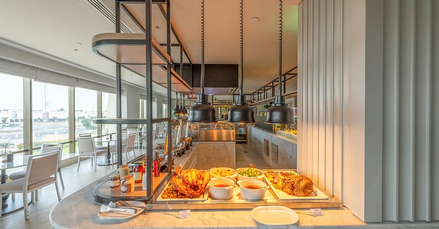 Delicious And Refreshing Lunch Or Dinner Buffet With Beverages Abu Dhabi