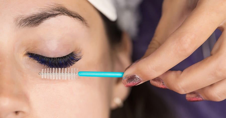 Full Set Of Individual Eyelash Extensions At Colours Bar Ladies Salon Dubai