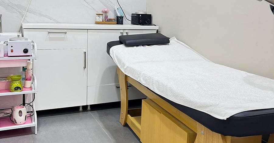 Manicure And Pedicure Dubai