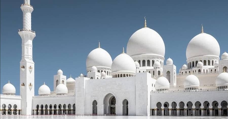 The Marvels Of Abu Dhabi: City & Temple Visits By Desert Vibes Tourism Dubai