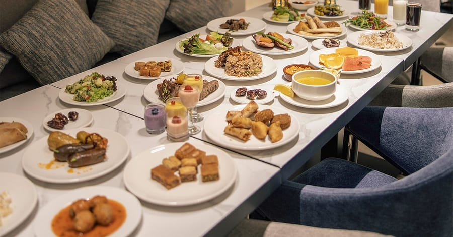 4* Lunch Buffet With Soft Beverages For 1 Child Or Up To 4 Adults Abu Dhabi